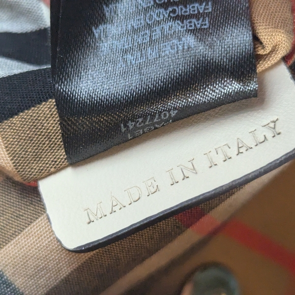 Authentic Burberry Nova Check Rainbow Tote Bag - Picture 7 of 7